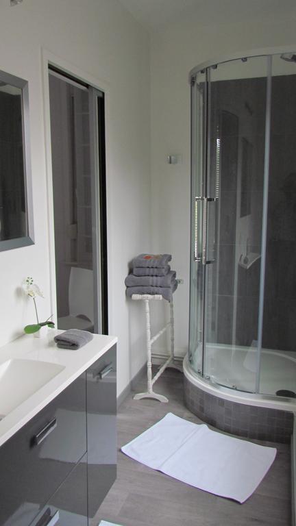 Gite Histoire De Maison Arras Room photo