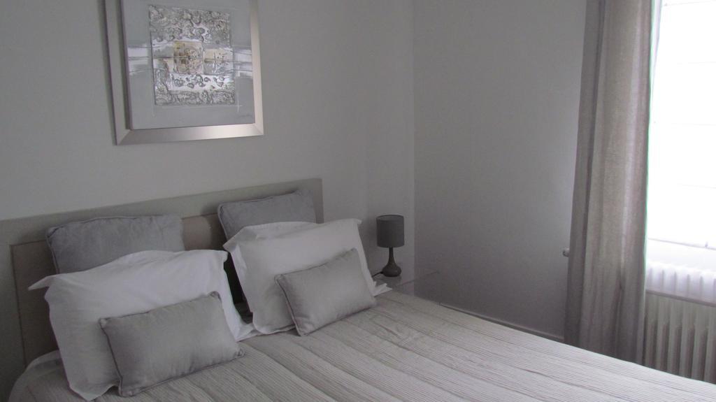 Gite Histoire De Maison Arras Room photo