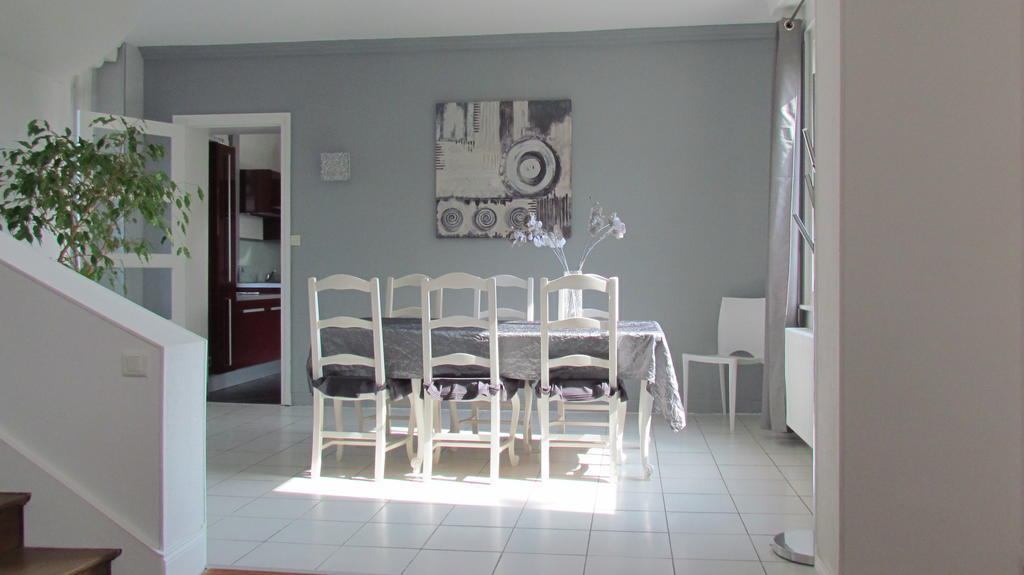 Gite Histoire De Maison Arras Room photo
