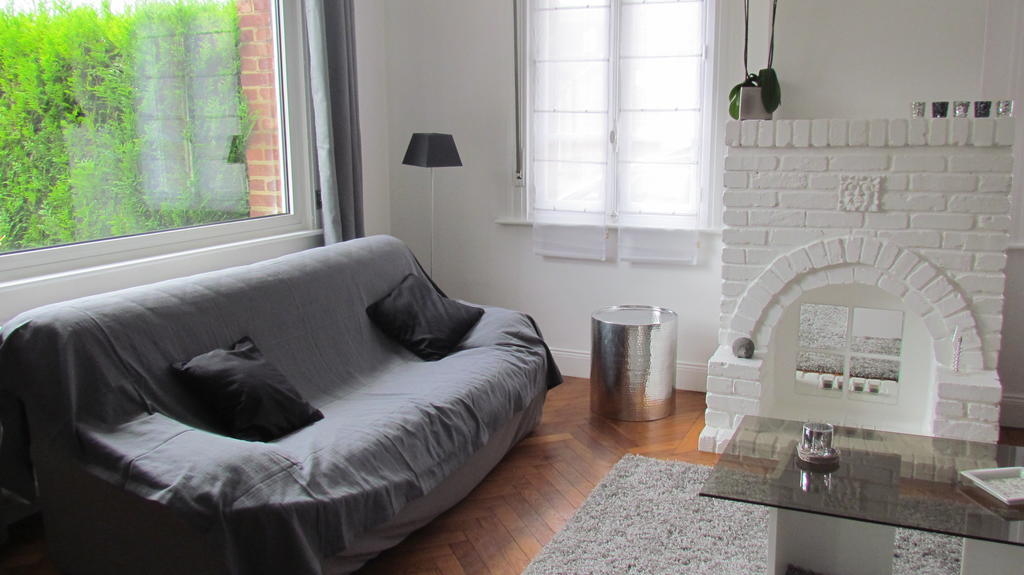 Gite Histoire De Maison Arras Room photo