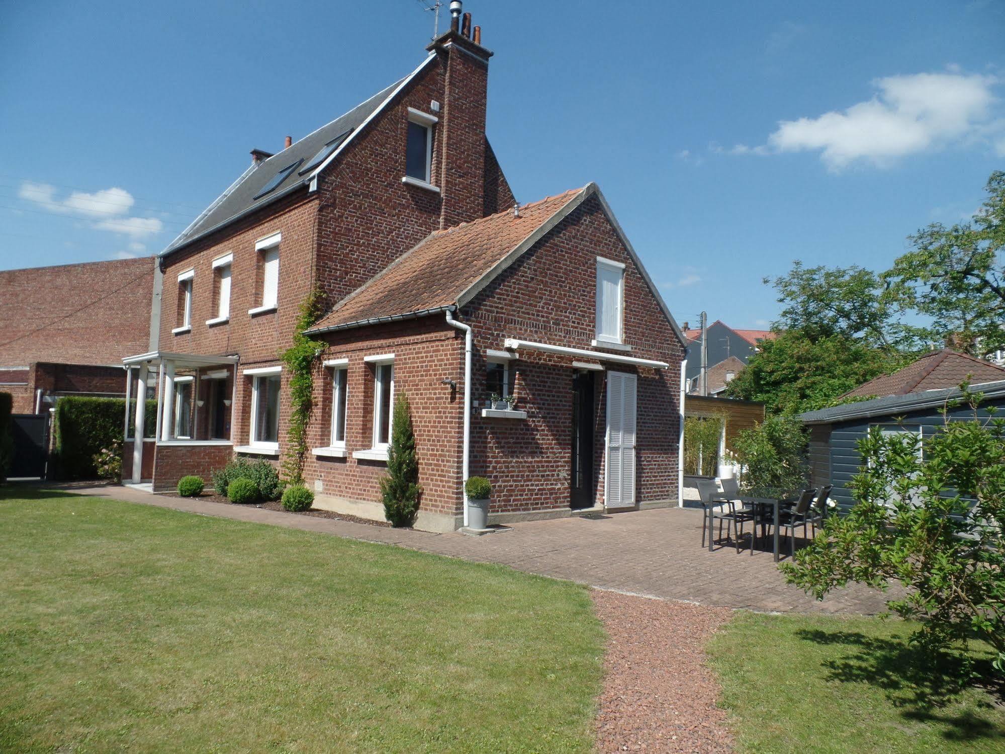 Gite Histoire De Maison Arras Exterior photo
